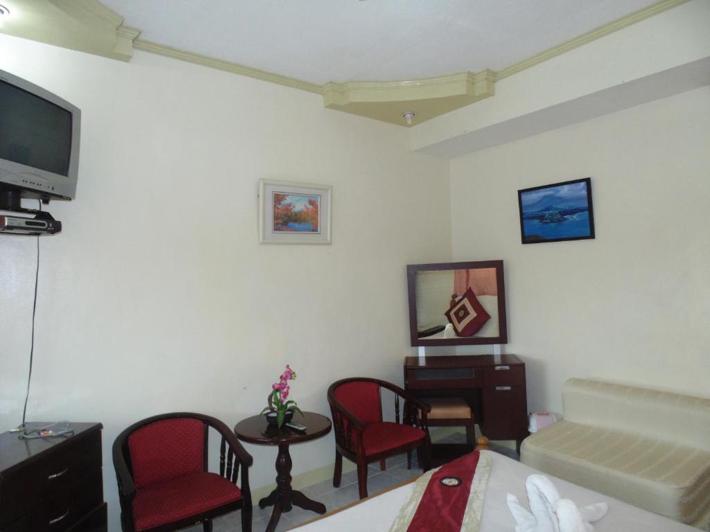 Royal Taal Inn Тагайтай Номер фото