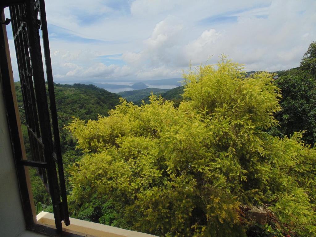 Royal Taal Inn Тагайтай Номер фото