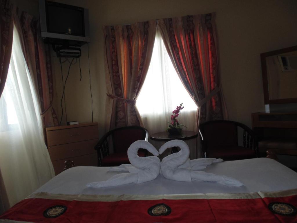 Royal Taal Inn Тагайтай Номер фото