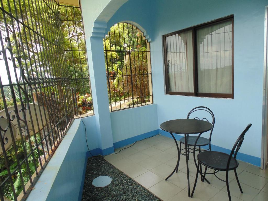 Royal Taal Inn Тагайтай Номер фото